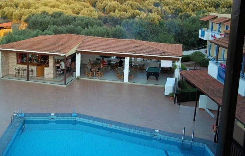 Mareva Hotel Apartments Херсонисос Екстериор снимка