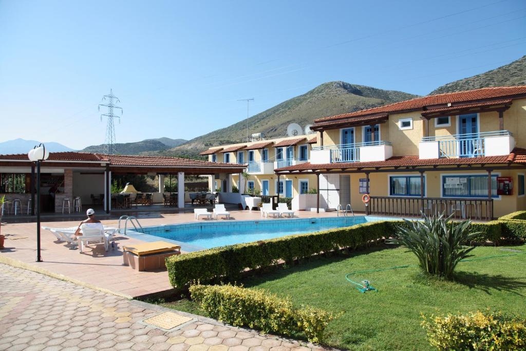 Mareva Hotel Apartments Херсонисос Екстериор снимка
