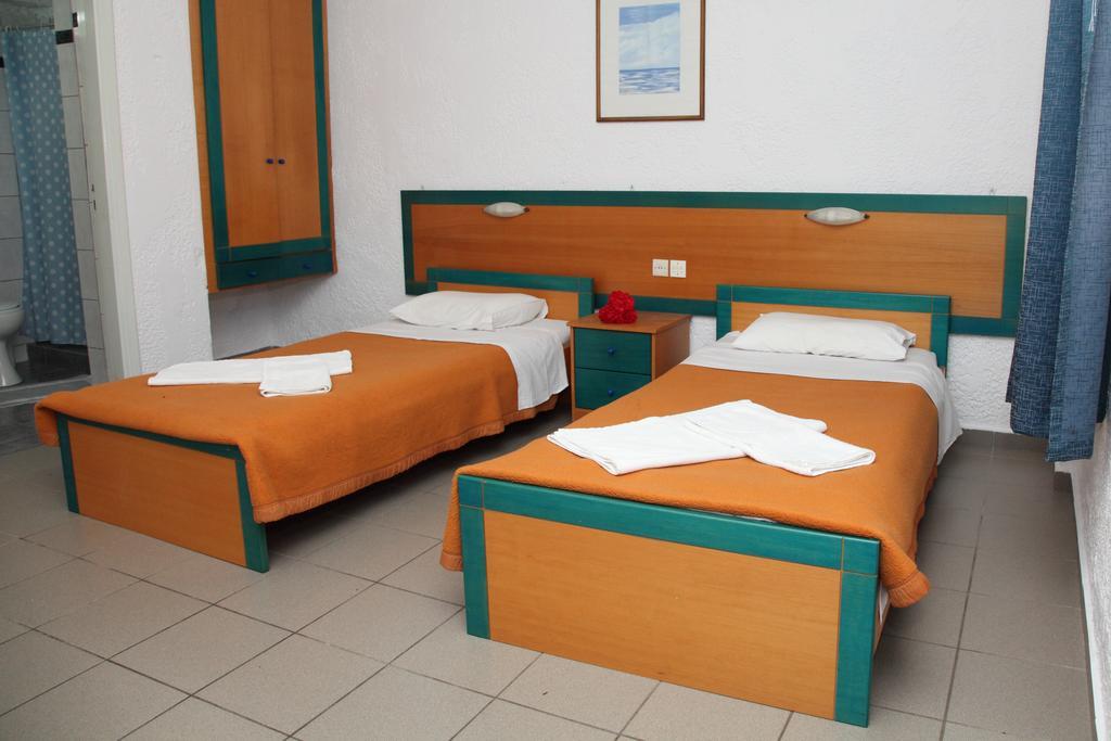 Mareva Hotel Apartments Херсонисос Стая снимка