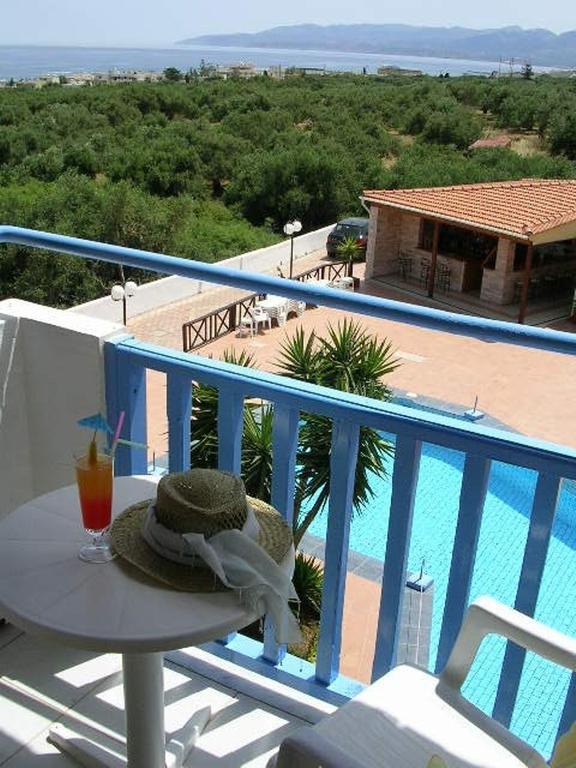 Mareva Hotel Apartments Херсонисос Стая снимка